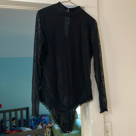Lace bodysuit - Picture 1 of 5